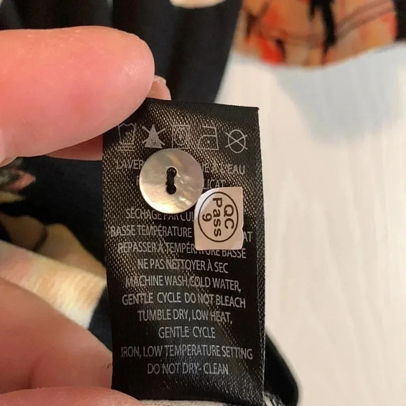 Black floral XL - Picture 8 of 10